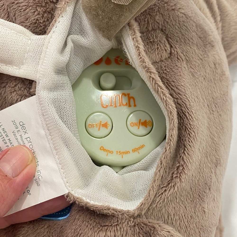 Cinch by dexbaby Plush Sleep Aid - Picture 3 of 5